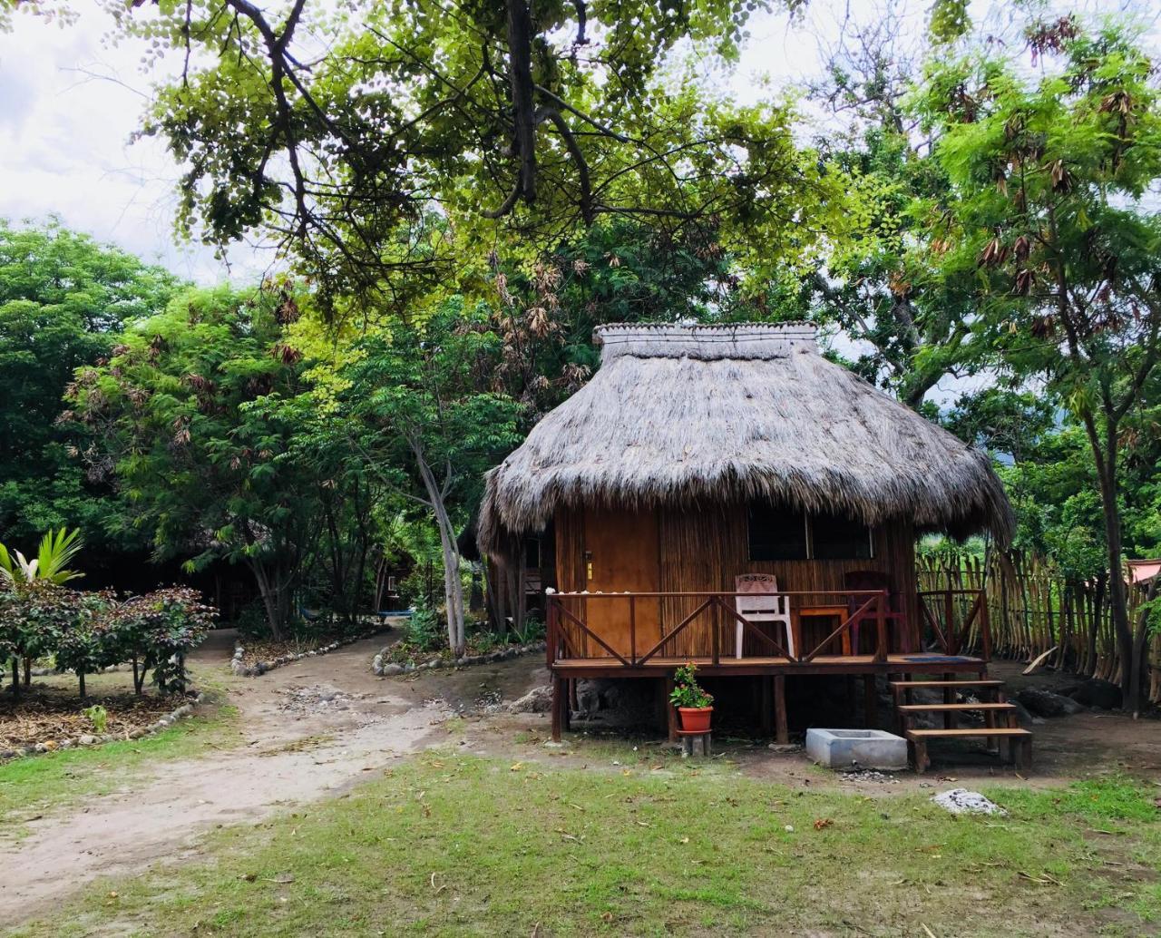 Beloi Atauro Dive Resort מראה חיצוני תמונה